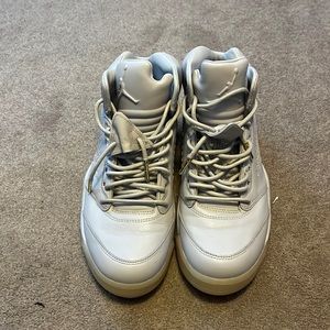 Jordan 5 size9 pure platinum